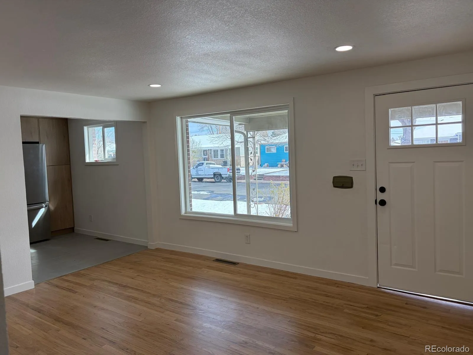 04222026003720 1600 12