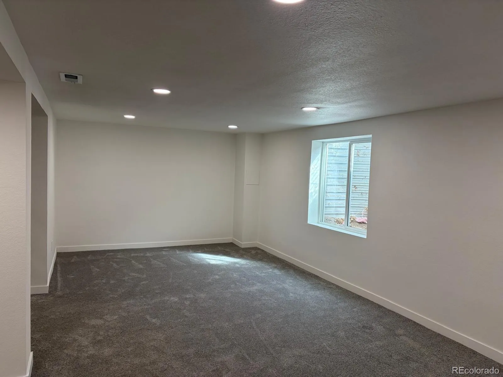 04222026003720 1600 21