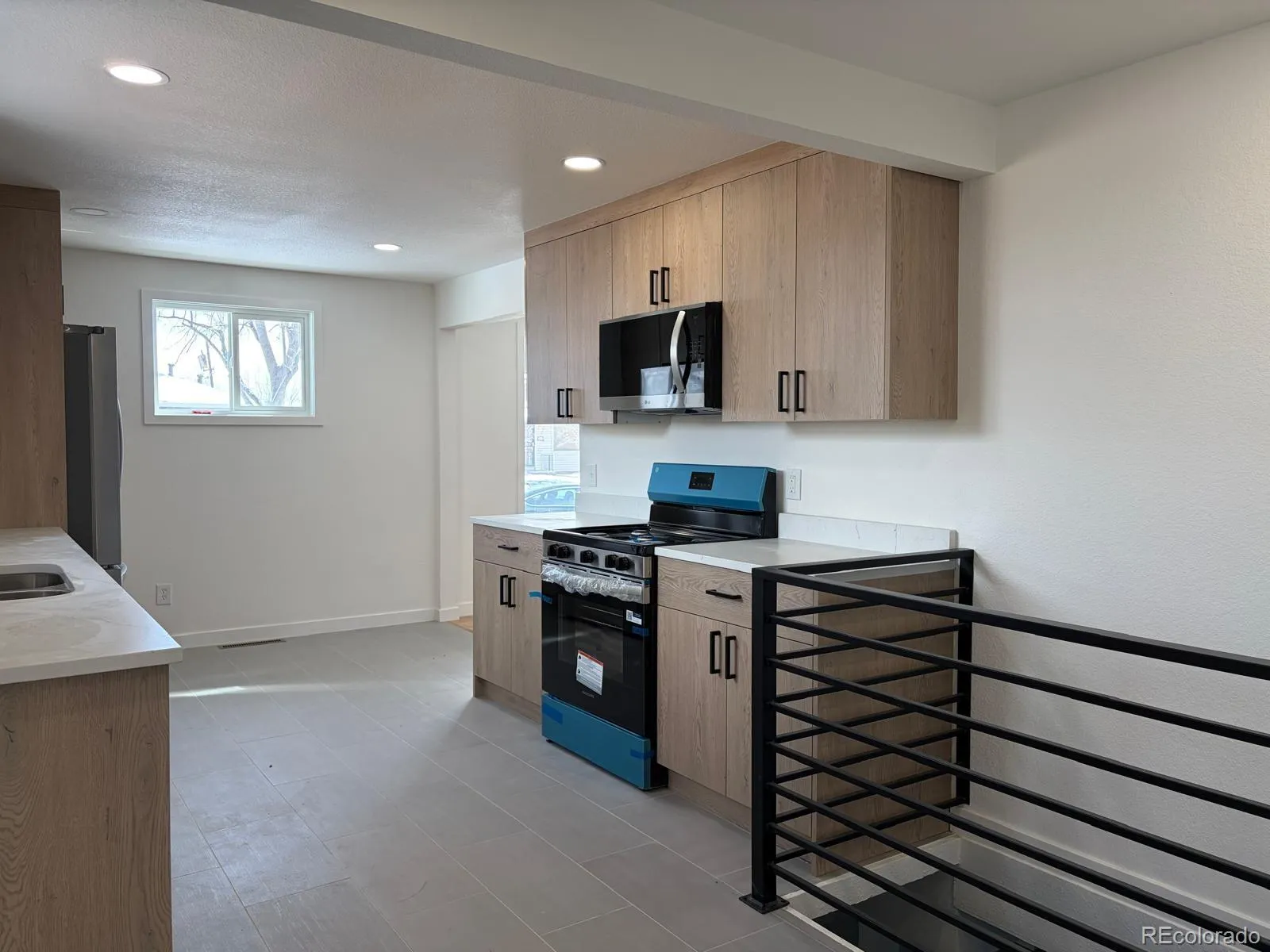 04222026003720 1600 5