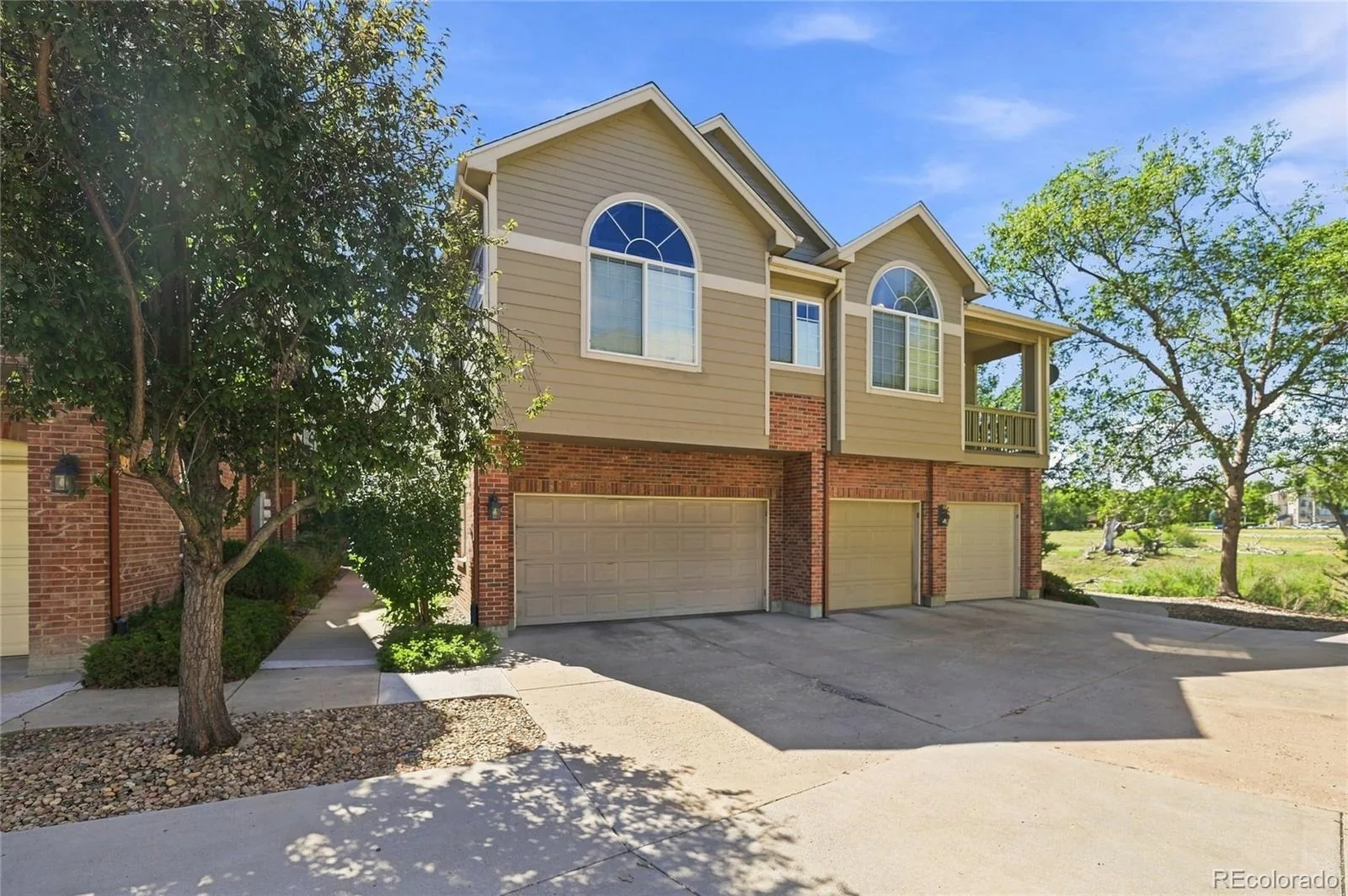 221 Granby Way #A Aurora CO 80011 | MLS #REC3998925 09222026150045 1600 1