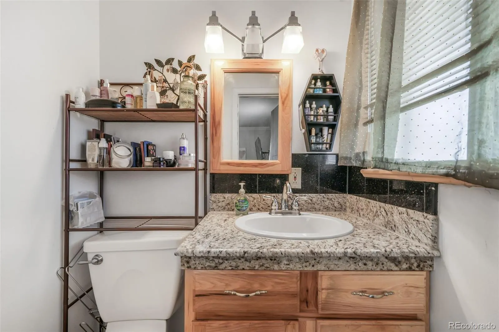 04092026010832 1600 20