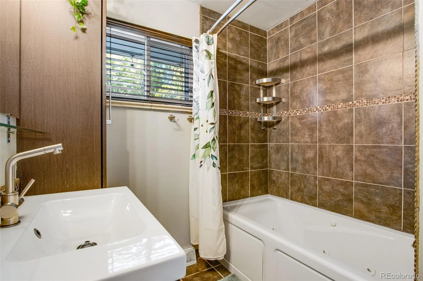 8070 W 25th Place Denver CO 80214 | MLS #REC4001927 08242026024619 1600 24