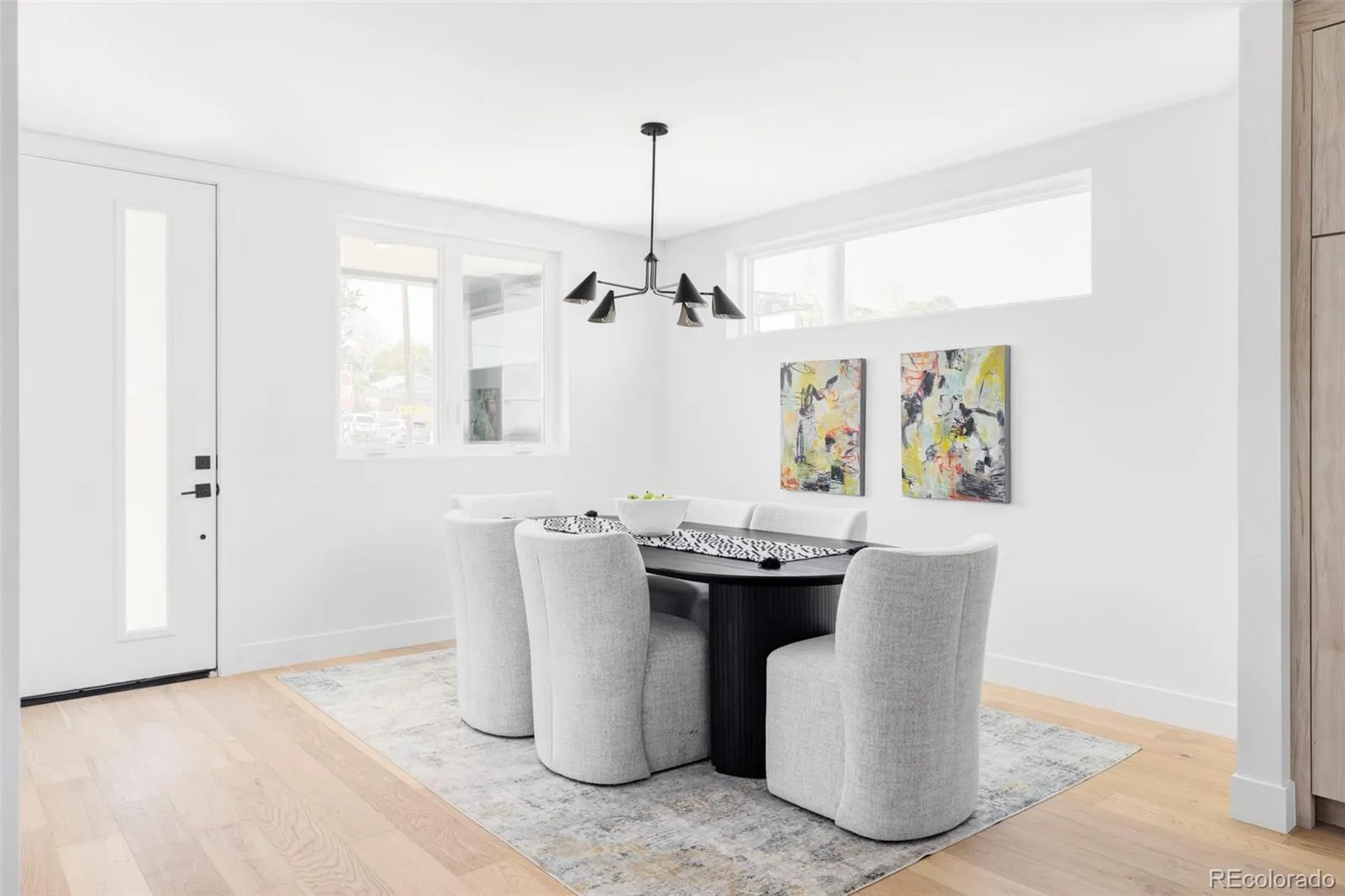 04182026002615 1600 11