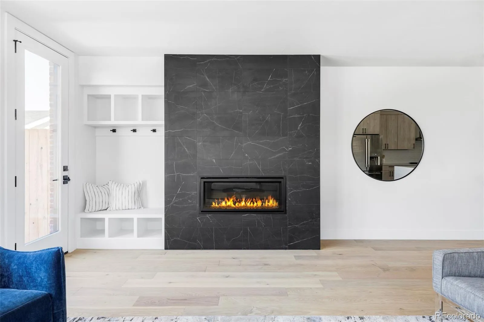 04182026002615 1600 14