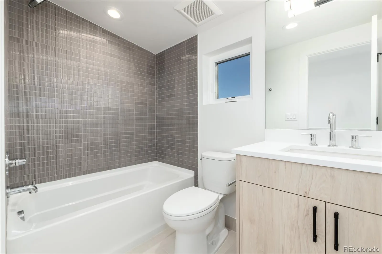 2090 Eliot Street Denver CO 80211 MLS #REC4008261 05032026173745 1600 34