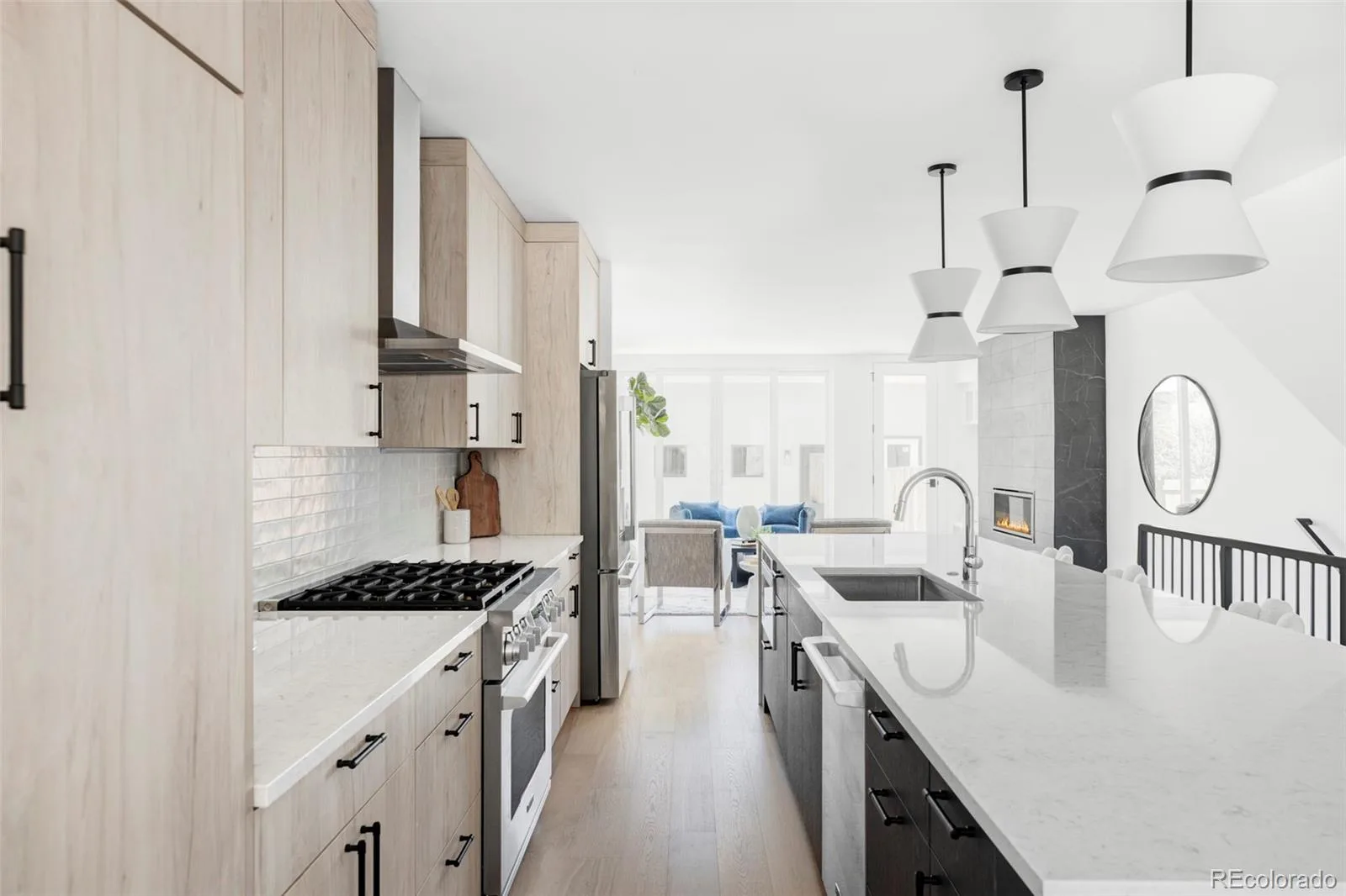 2090 Eliot Street Denver CO 80211 MLS #REC4008261 06292026184438 1600 8