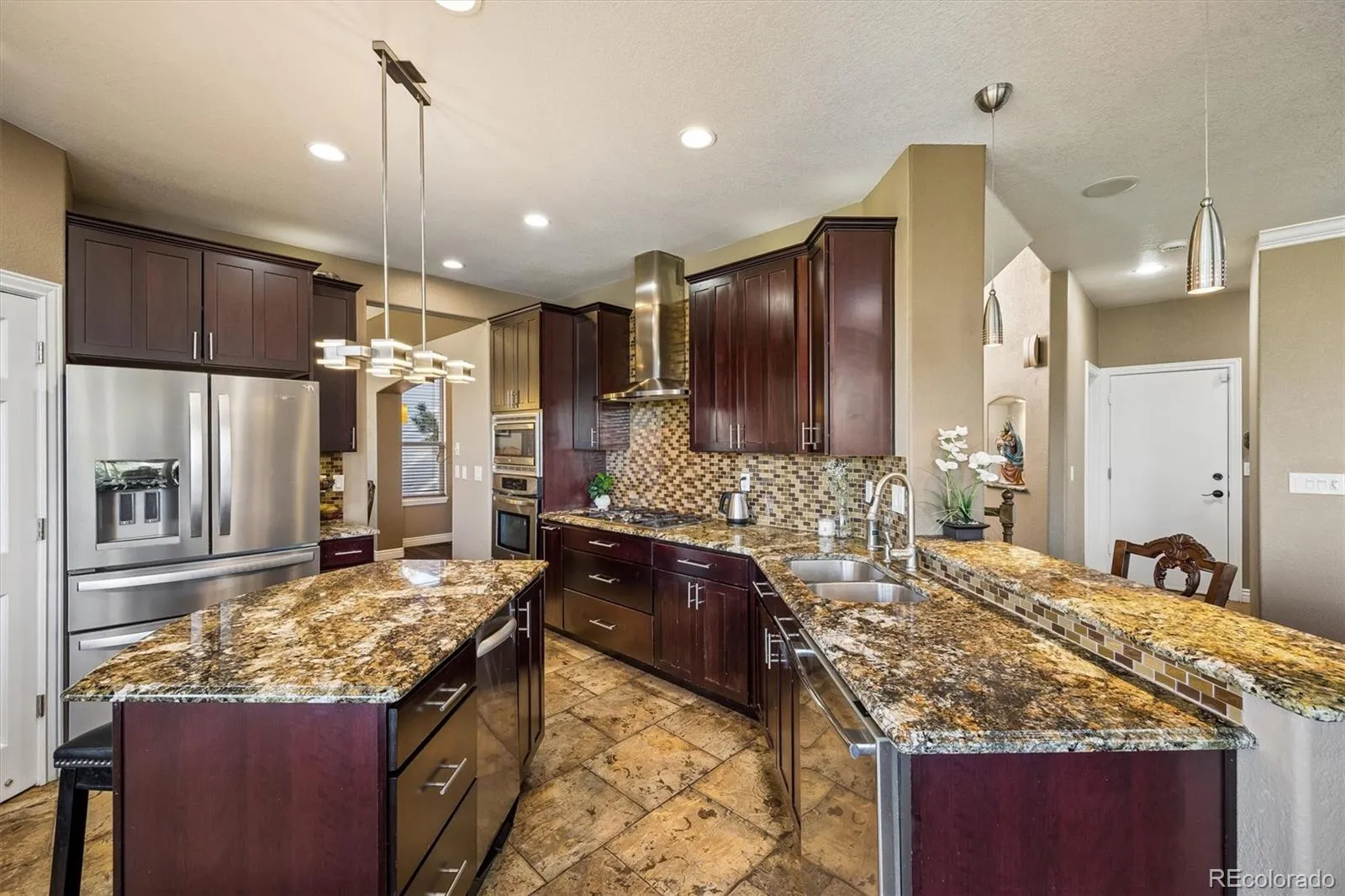 1317 W 111th Avenue Northglenn CO 80234 MLS #REC4009177 05122026225506 1600 11