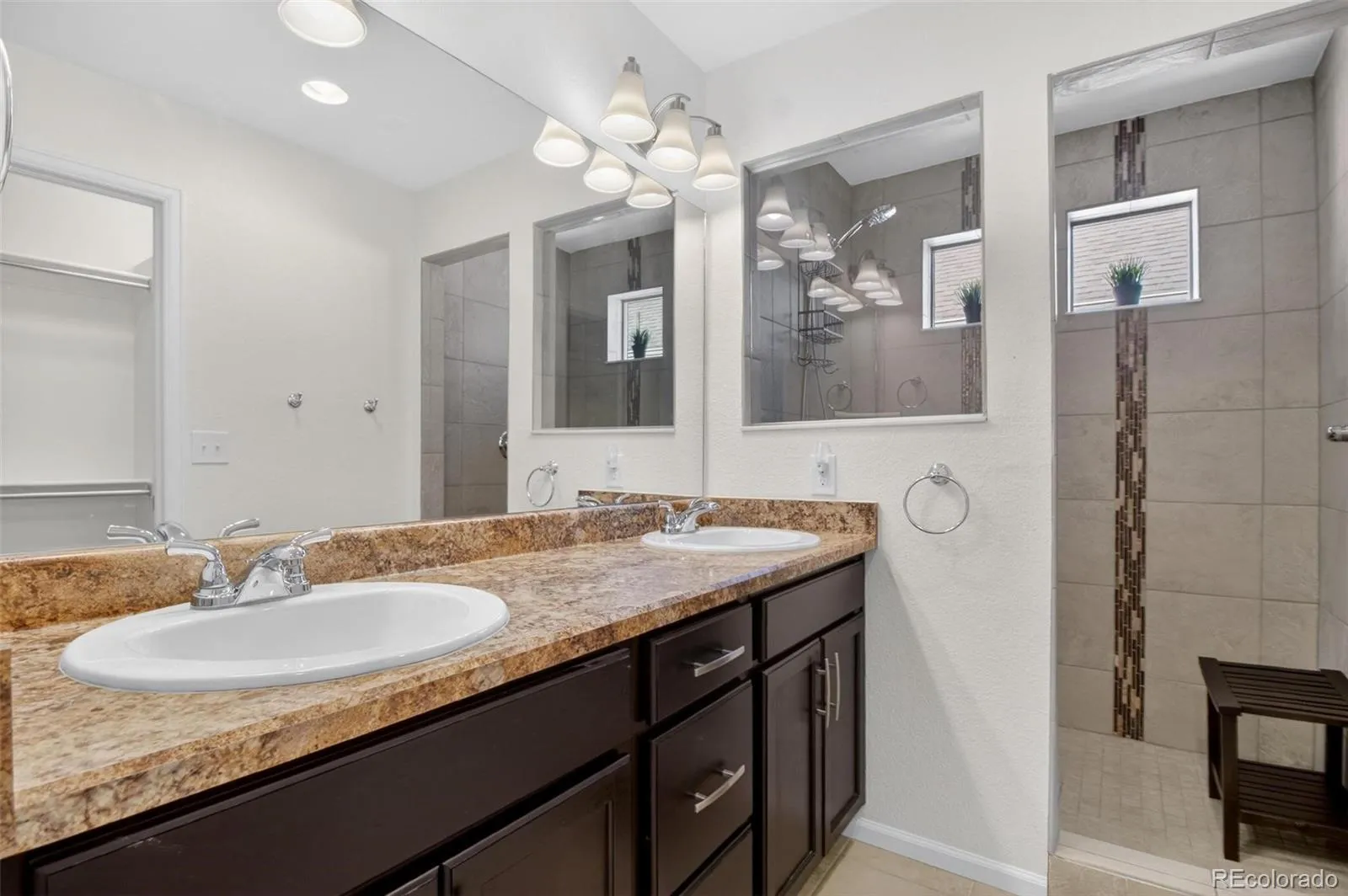 5557 Danube Street Denver CO 80249 MLS #REC4009845 04192026151813 1600 13