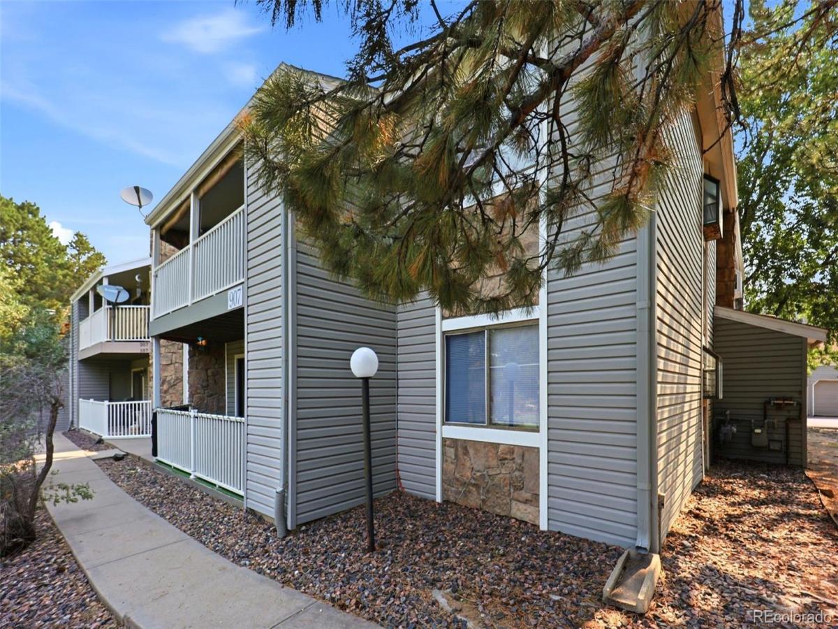 907 S Yampa Street #208 Aurora CO 80017 | MLS #REC4009866 MLS #REC4009866 image #0