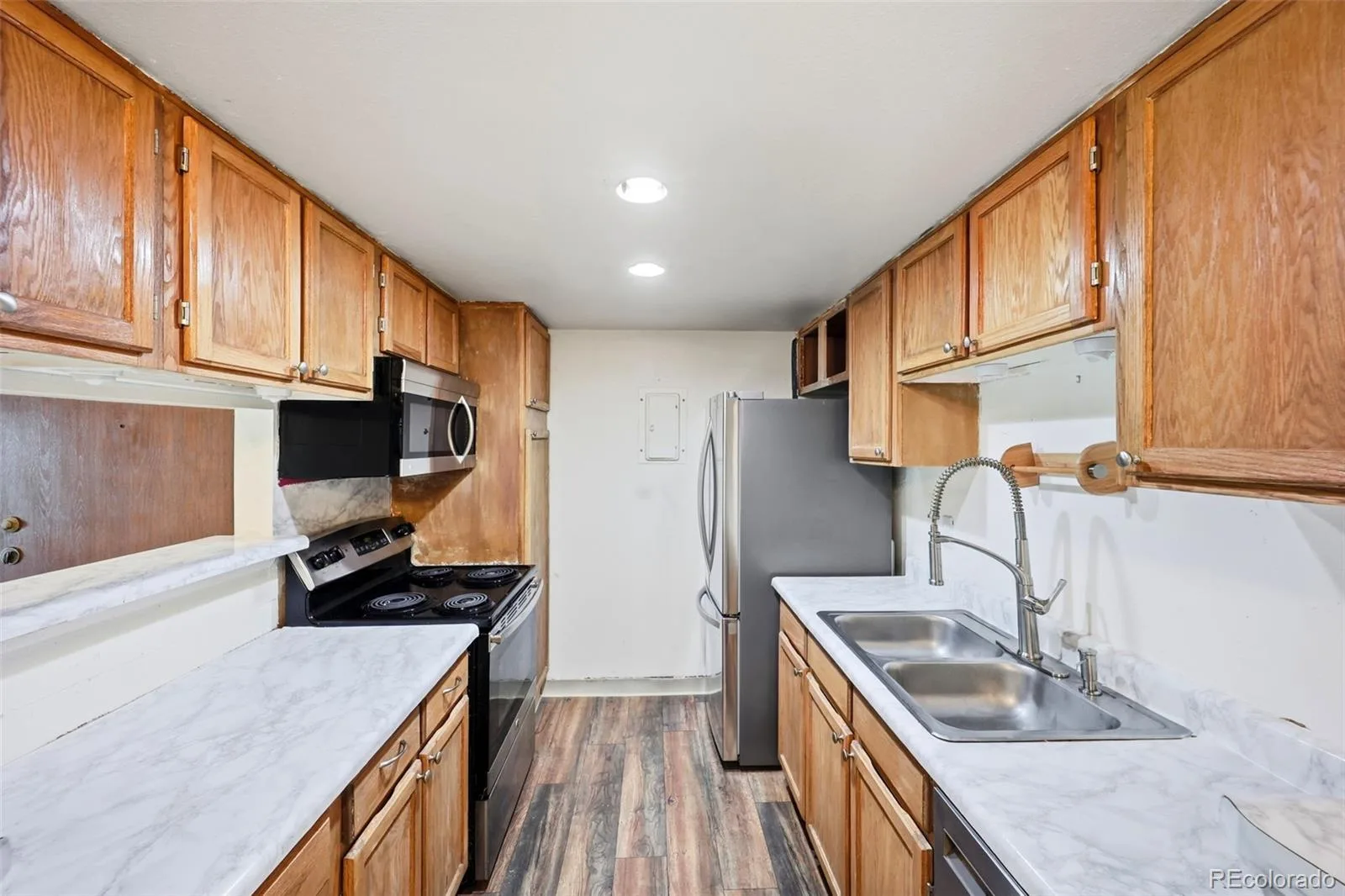 907 S Yampa Street #208 Aurora CO 80017 | MLS #REC4009866 08112026153605 1600 11
