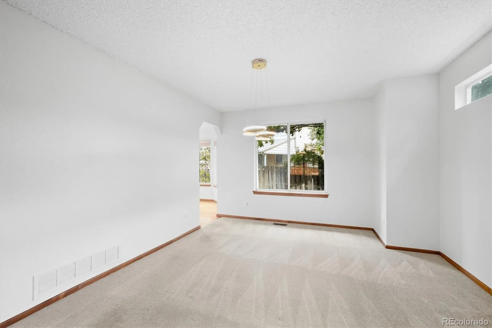 2454 S Sedalia Circle Aurora CO 80013 | MLS #REC4010477 09252026121356 1600 16