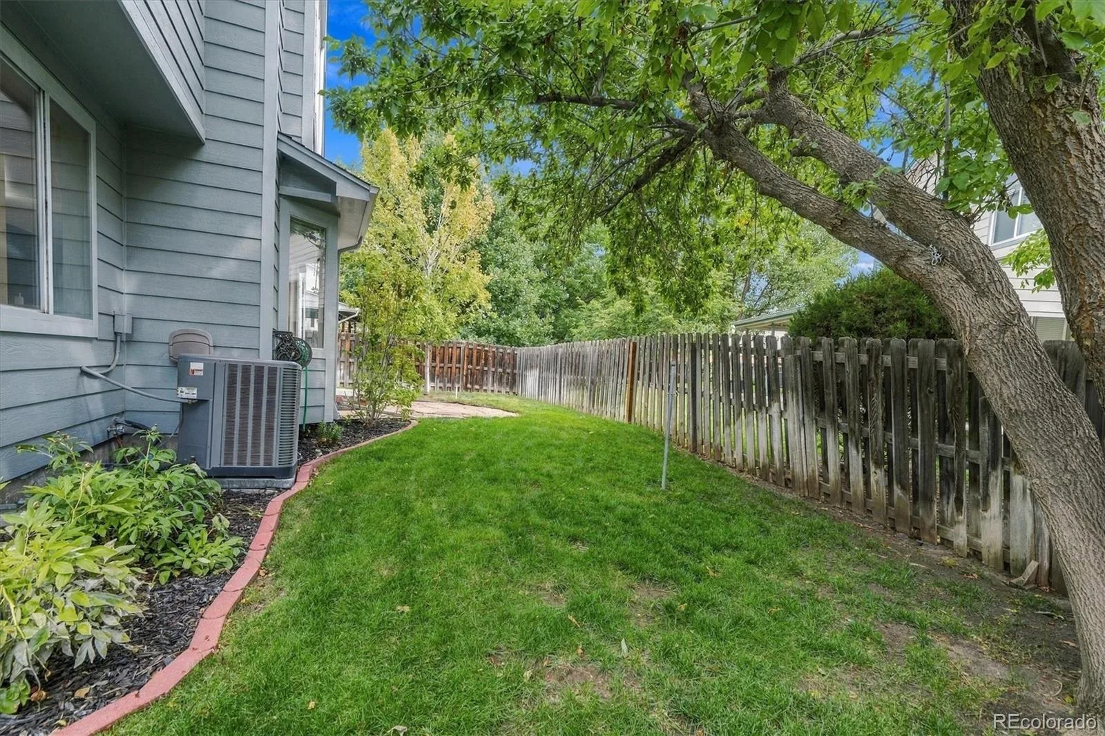 2454 S Sedalia Circle Aurora CO 80013 | MLS #REC4010477 09252026121356 1600 24