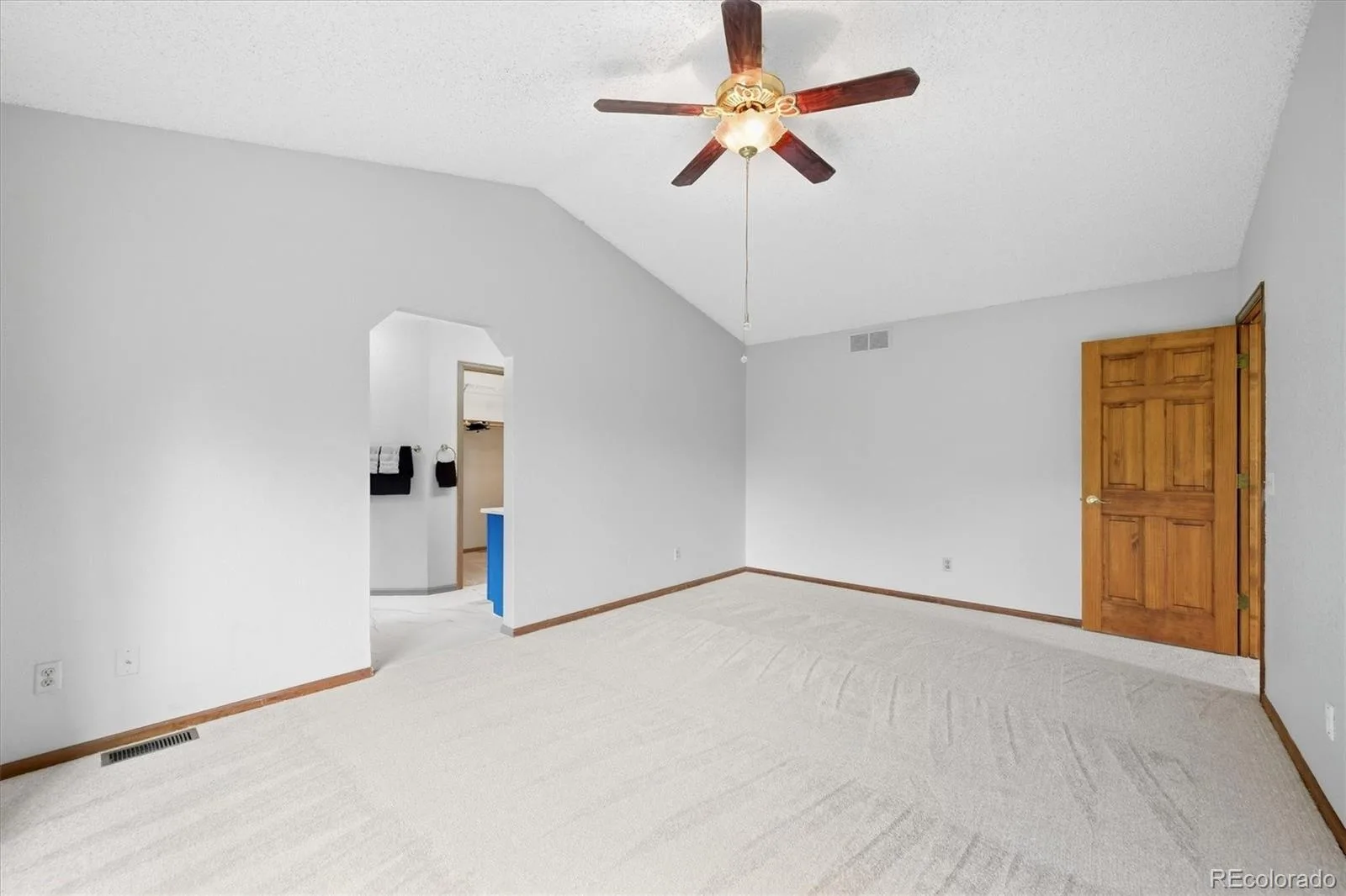 2454 S Sedalia Circle Aurora CO 80013 | MLS #REC4010477 09252026121356 1600 30