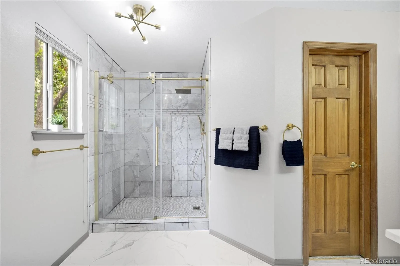 2454 S Sedalia Circle Aurora CO 80013 | MLS #REC4010477 09252026121356 1600 32