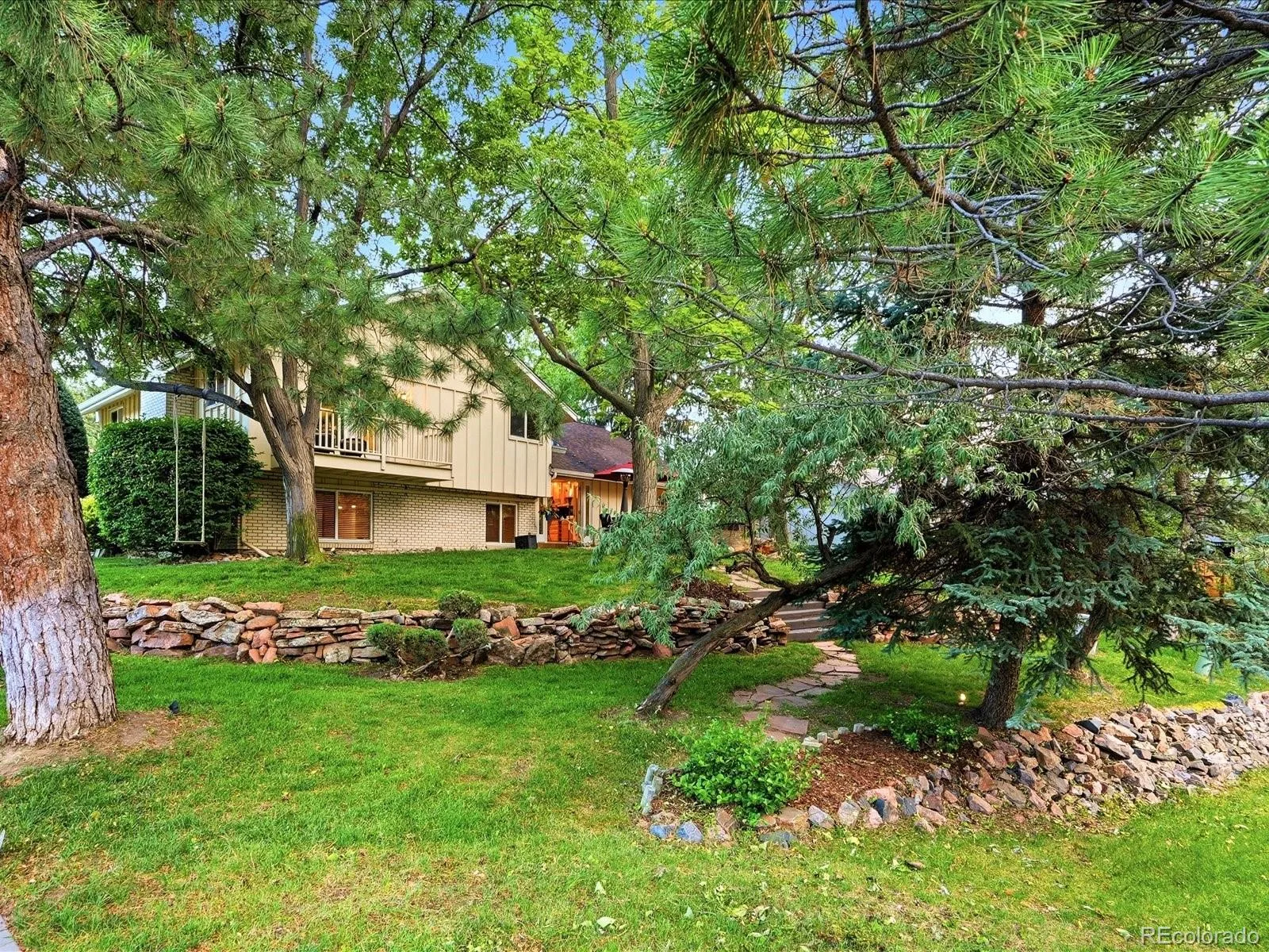 4811 W 102nd Avenue Westminster CO 80031 MLS #REC4011404 07022026011553 1600 21