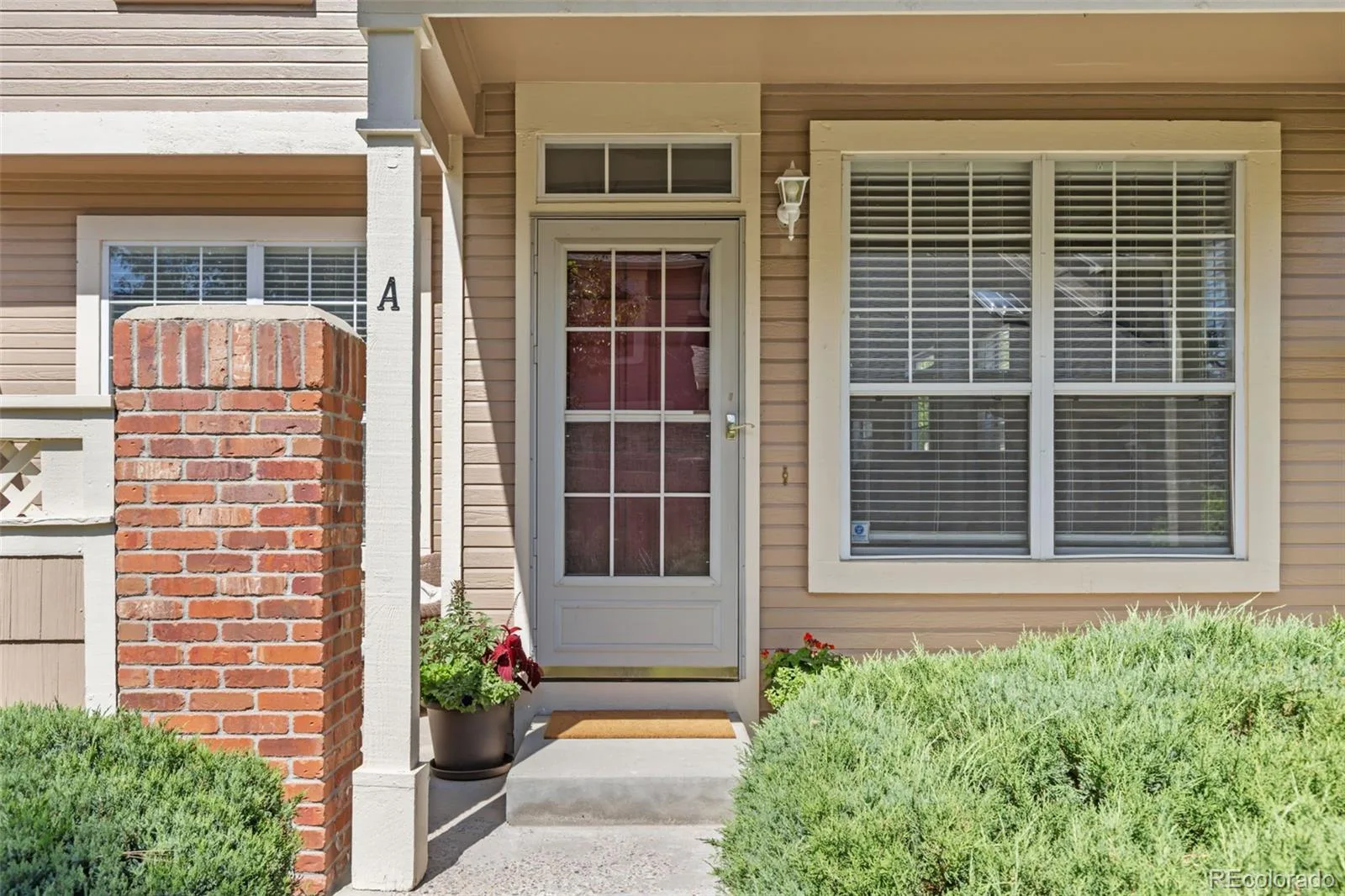 4056 S Abilene Circle #A Aurora CO 80014 | MLS #REC4012330 08182026030253 1600 9