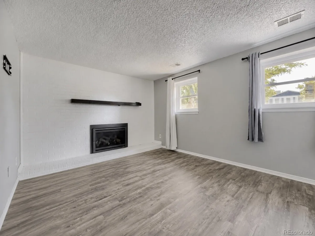 16173 E Dickenson Place Aurora CO 80013 | MLS #REC4012734 07292026235120 1200 6