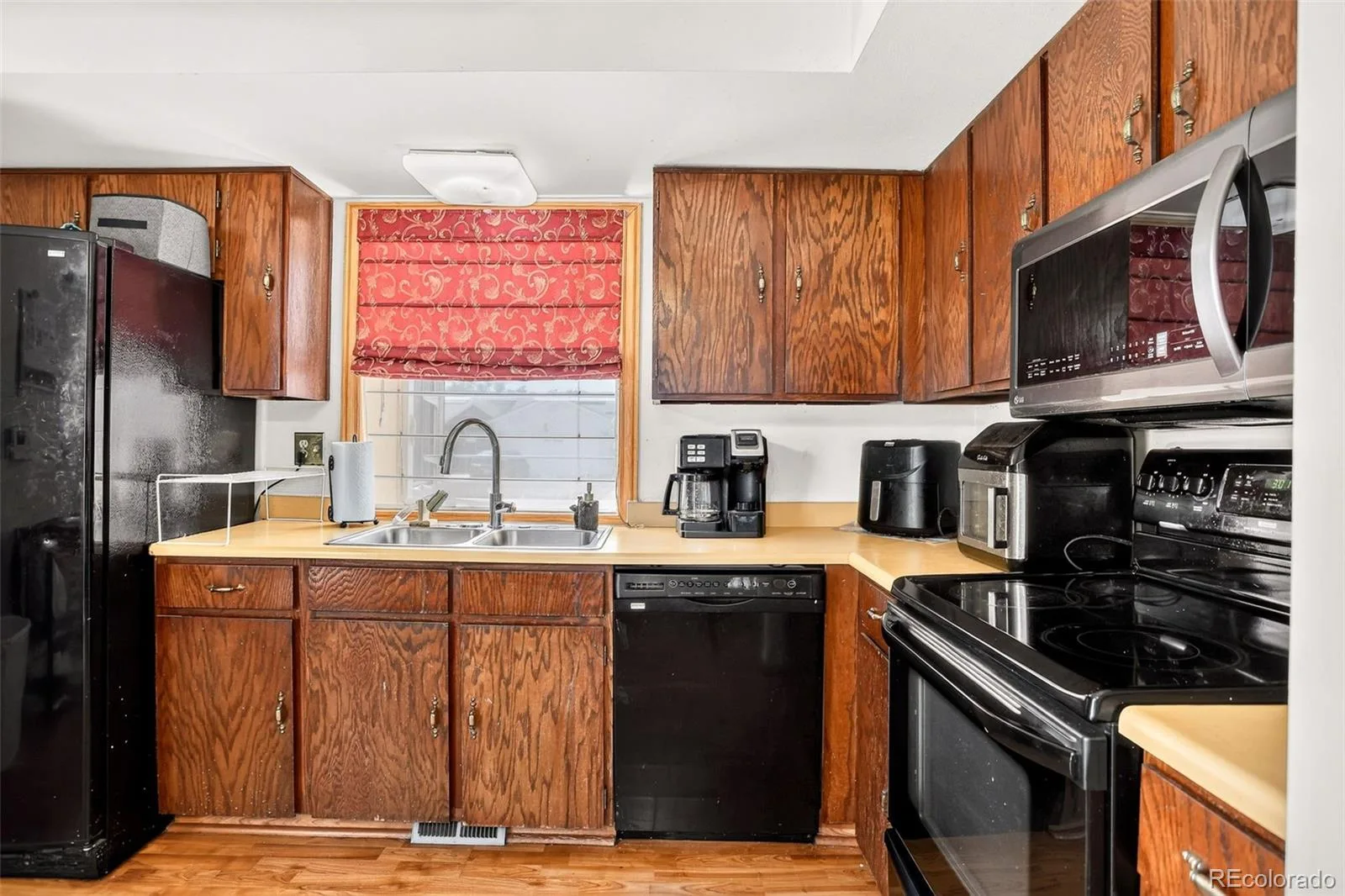 4684 Chandler Court Denver CO 80239 | MLS #REC4014308 06262026044421 1600 14