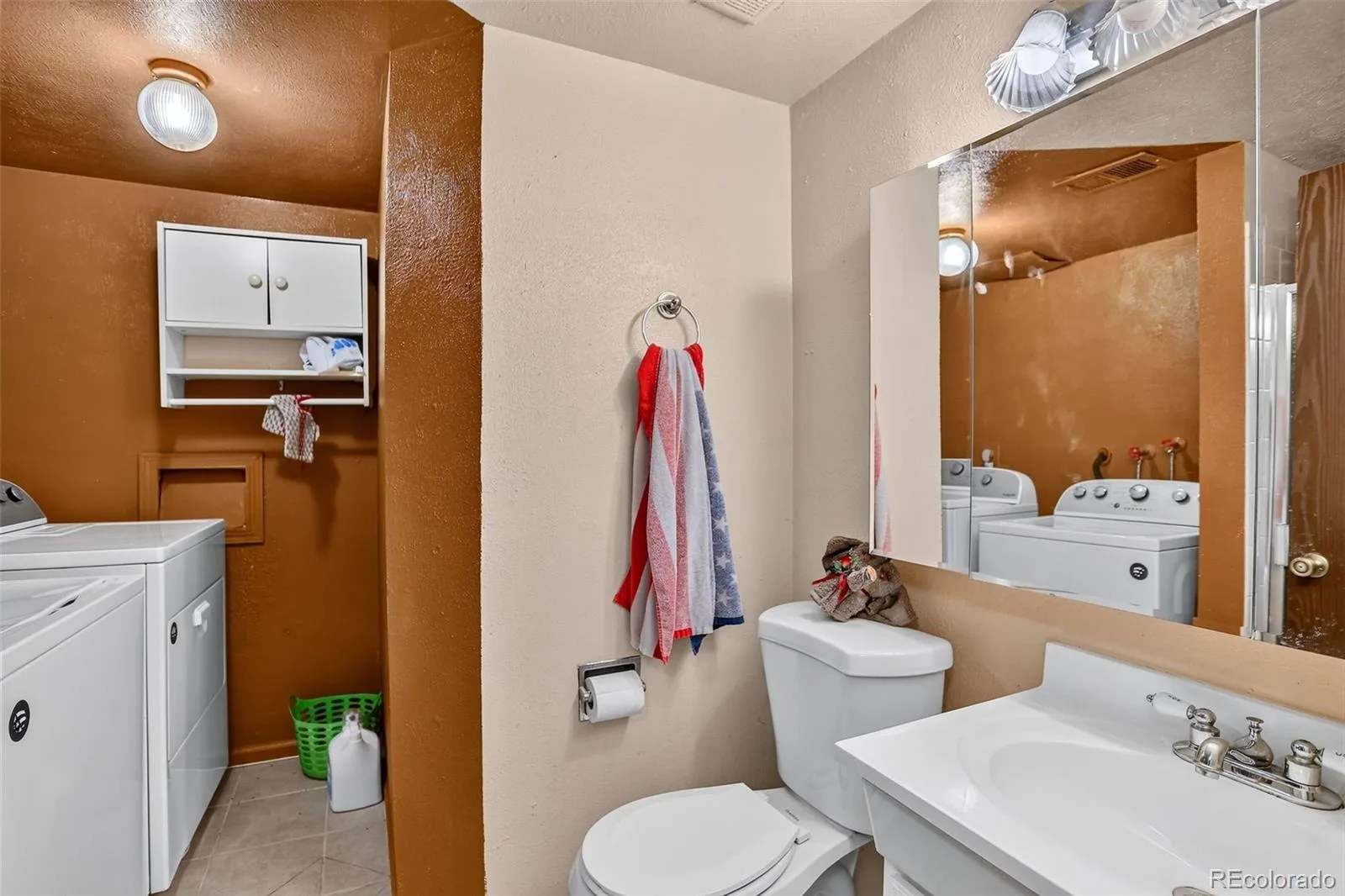 4684 Chandler Court Denver CO 80239 | MLS #REC4014308 06262026044421 1600 21