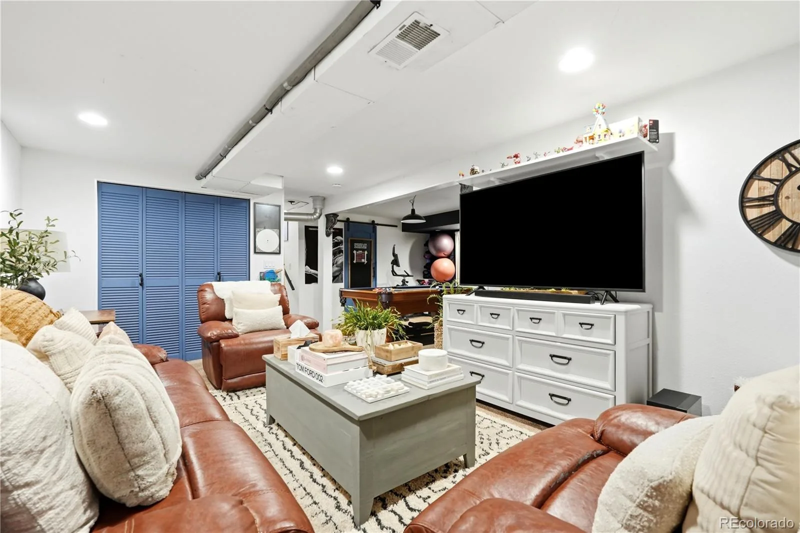 702 S Eagle Street Aurora CO 80012 MLS #REC4015490 06182026185907 1600 23