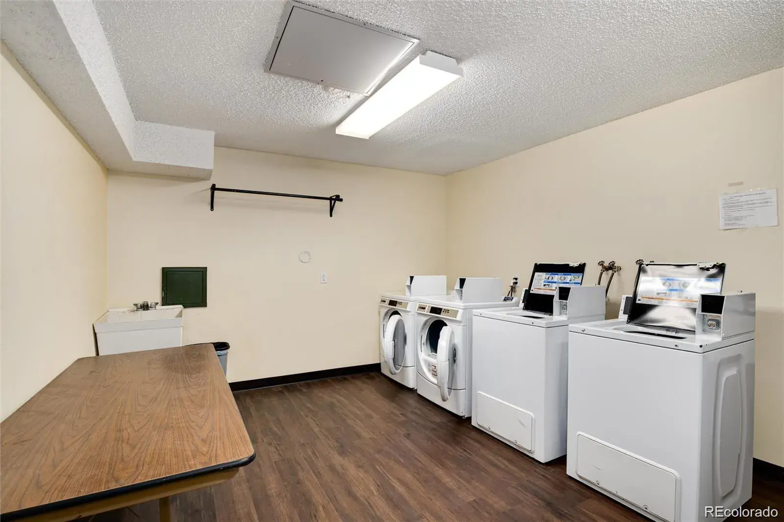 7375 E Quincy Avenue #204 Denver CO 80237 | MLS #REC4015758 06272025004125 1600 26