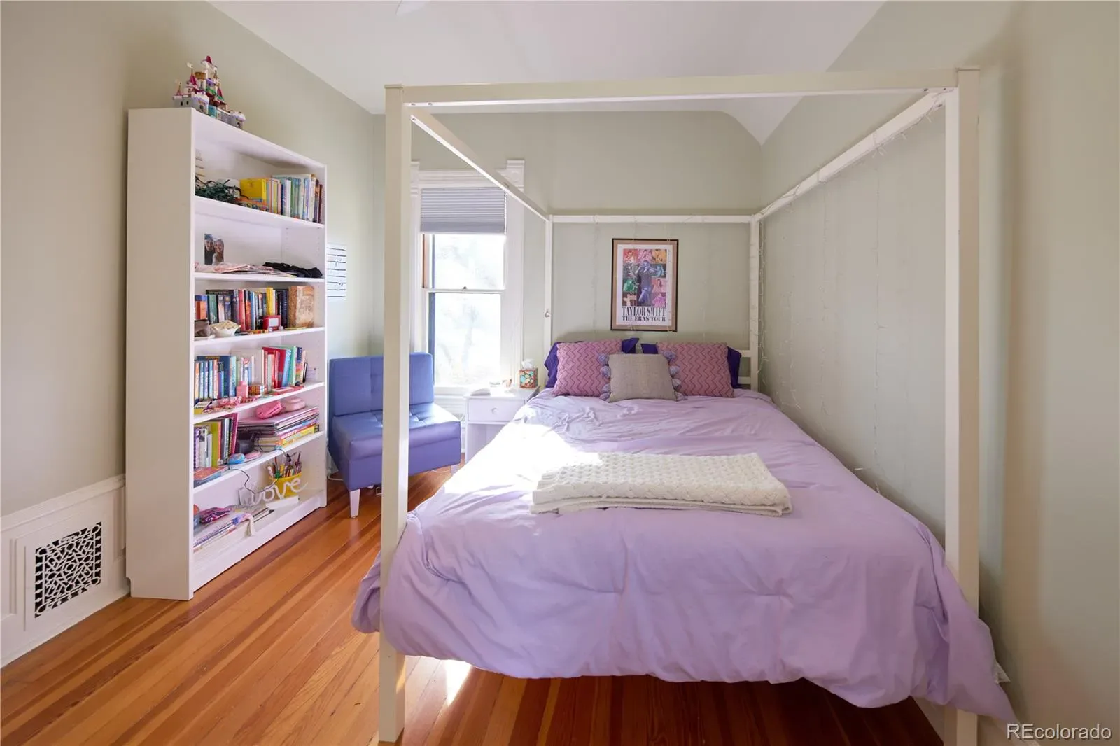 03202026003124 1600 30