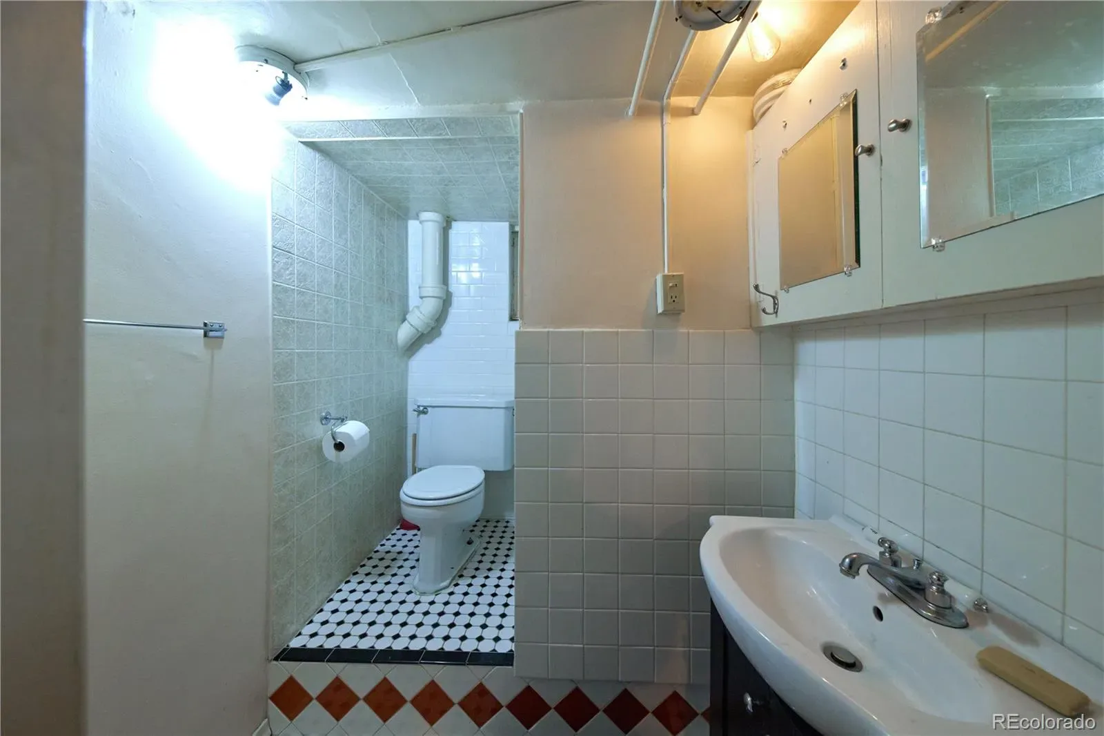 03202026003124 1600 37