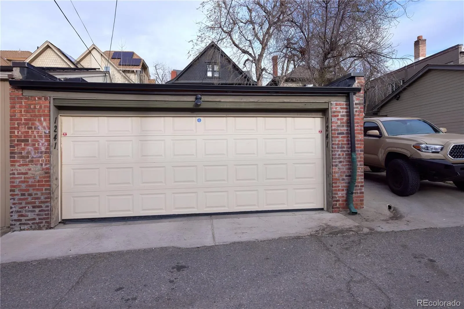 03202026003124 1600 44