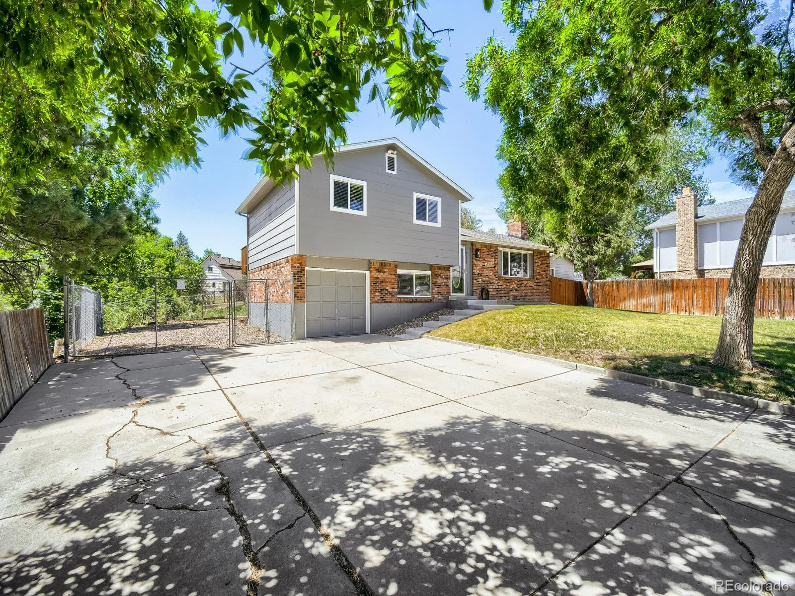 9320 W Burgundy Avenue Littleton CO 80123 | MLS #REC4017586 08052026181334 1600 1