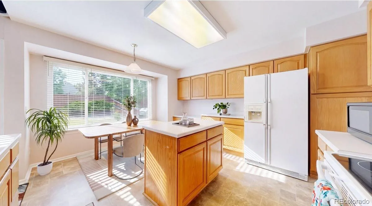 820 Redwood Court Littleton CO 80126 | MLS #REC4019328 07102026003837 1200 3