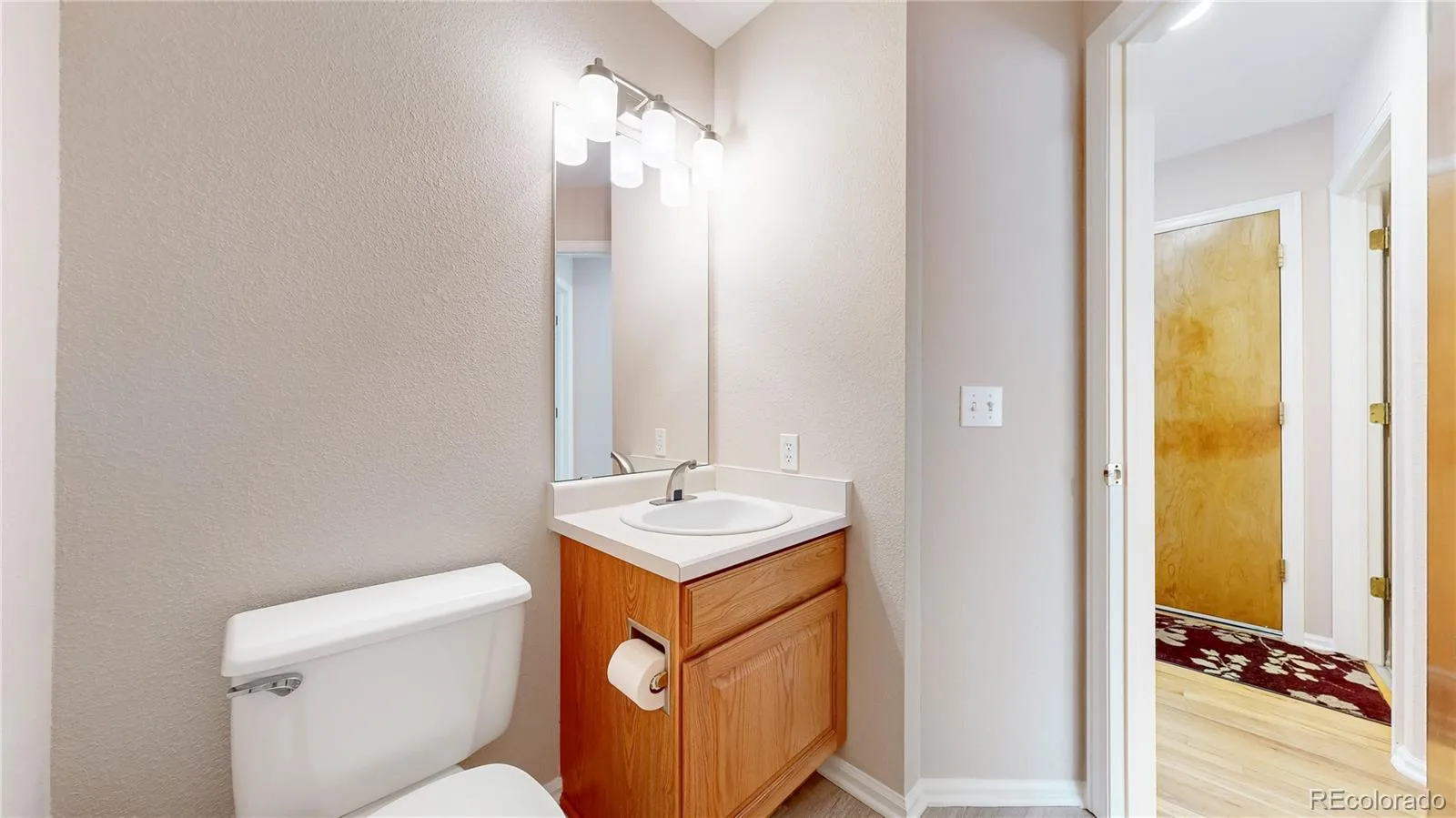 820 Redwood Court Littleton CO 80126 | MLS #REC4019328 07102026003837 1600 11