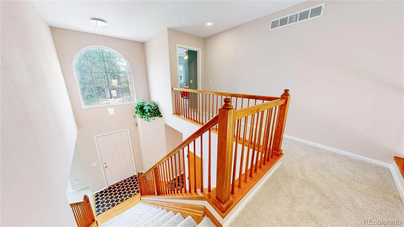 820 Redwood Court Littleton CO 80126 | MLS #REC4019328 07102026003837 1600 13