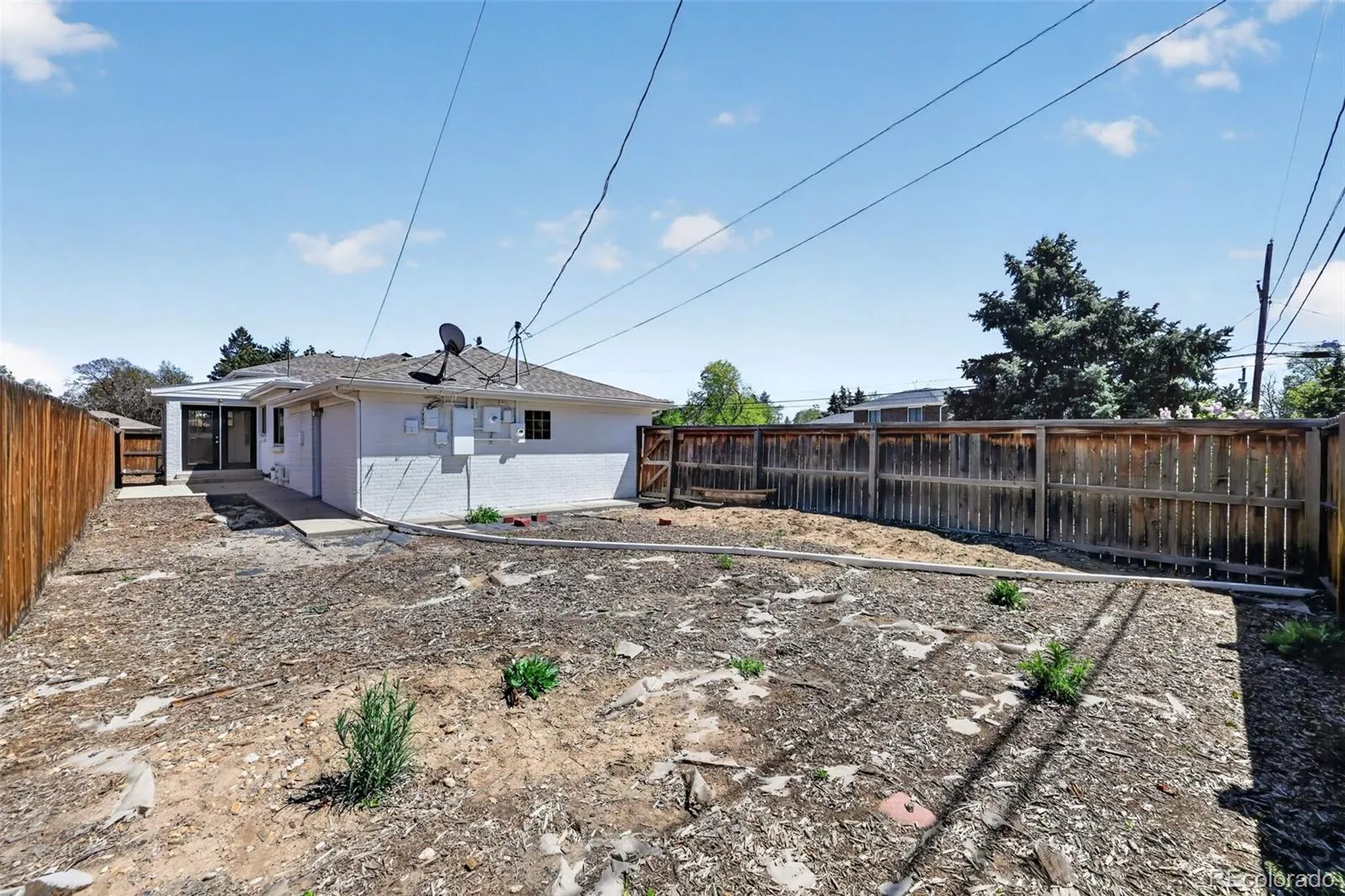 2201 Oakland Street Aurora CO 80010 MLS #REC4019350 04302026182849 1600 14