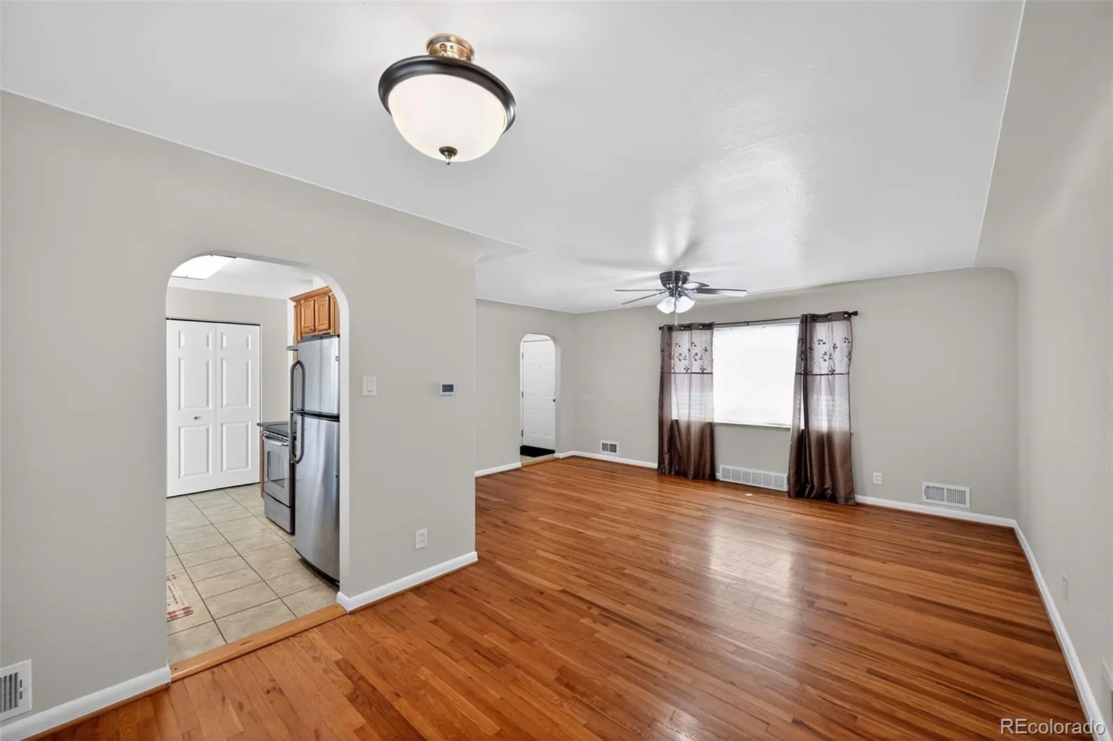 2201 Oakland Street Aurora CO 80010 MLS #REC4019350 04302026182849 1600 3
