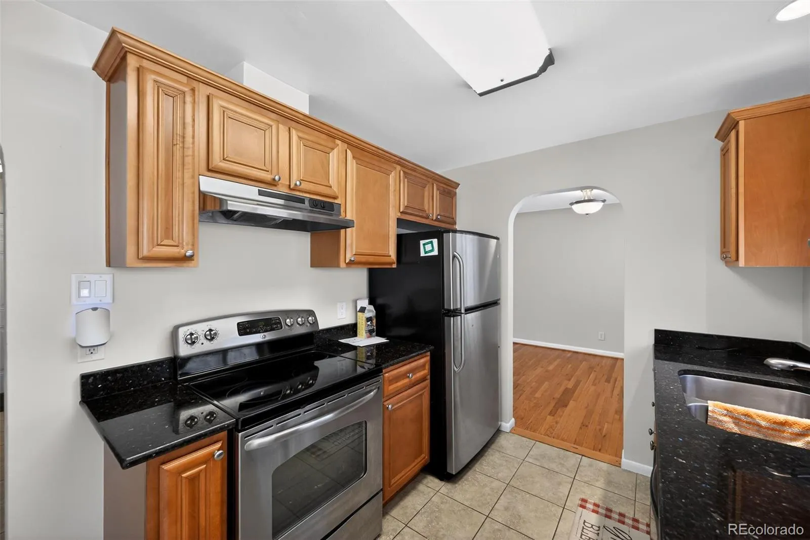 2201 Oakland Street Aurora CO 80010 MLS #REC4019350 04302026182849 1600 5