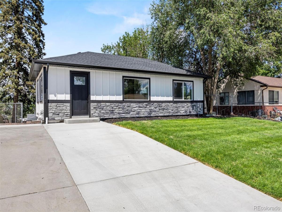 2131 W Gill Place Denver CO 80223 | MLS #REC4019494 MLS #REC4019494 image #0