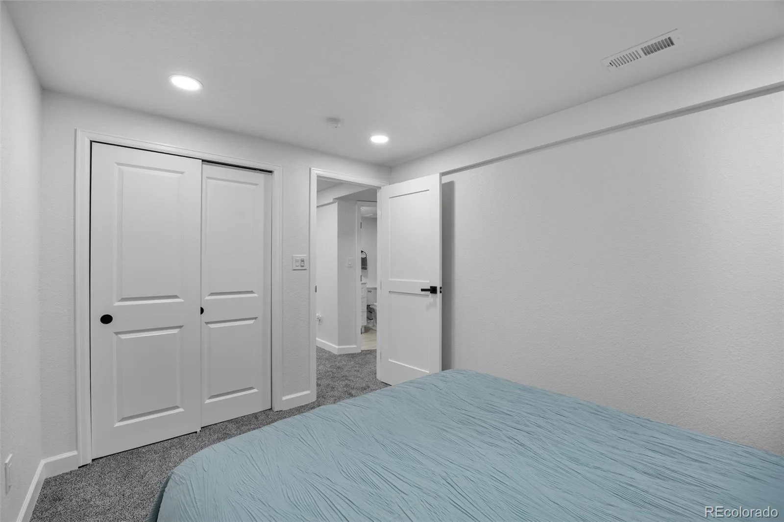 2131 W Gill Place Denver CO 80223 | MLS #REC4019494 07312026231704 1600 32