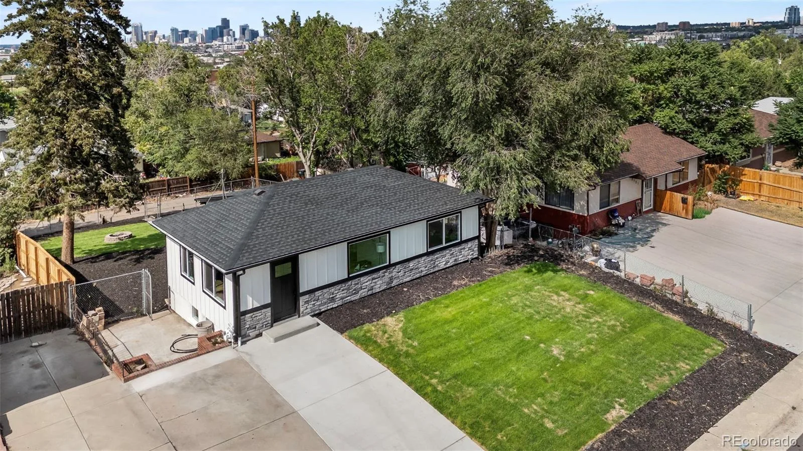 2131 W Gill Place Denver CO 80223 | MLS #REC4019494 07312026231704 1600 39
