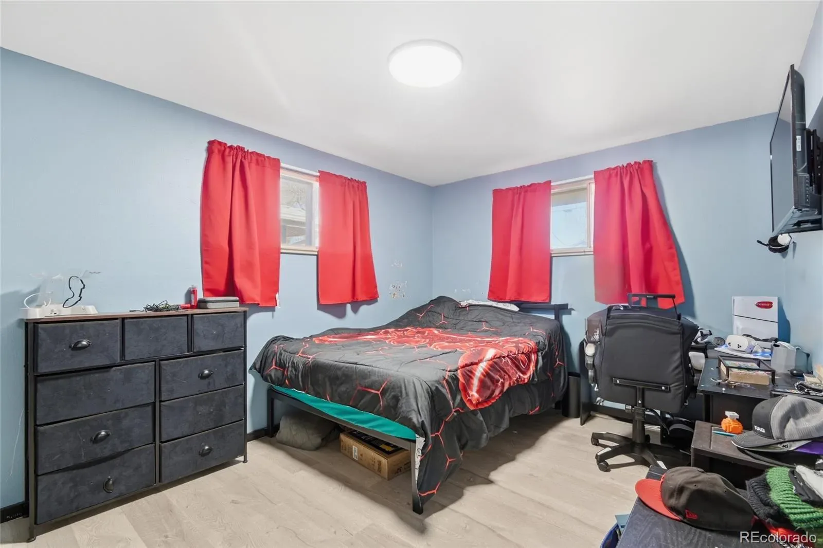 03132026054425 1600 40