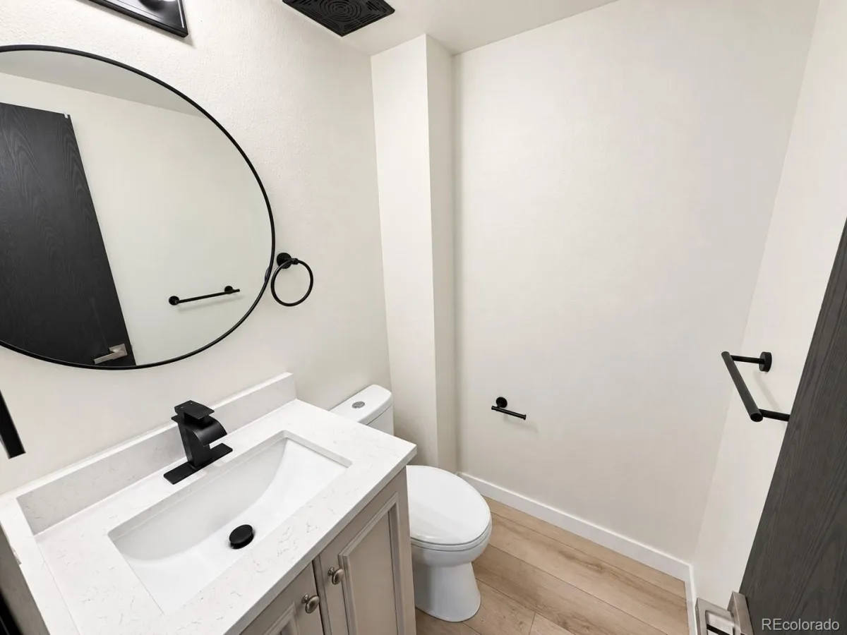 2742 S Xanadu Way Aurora CO 80014 | MLS #REC4024302 09202026042525 1200 8