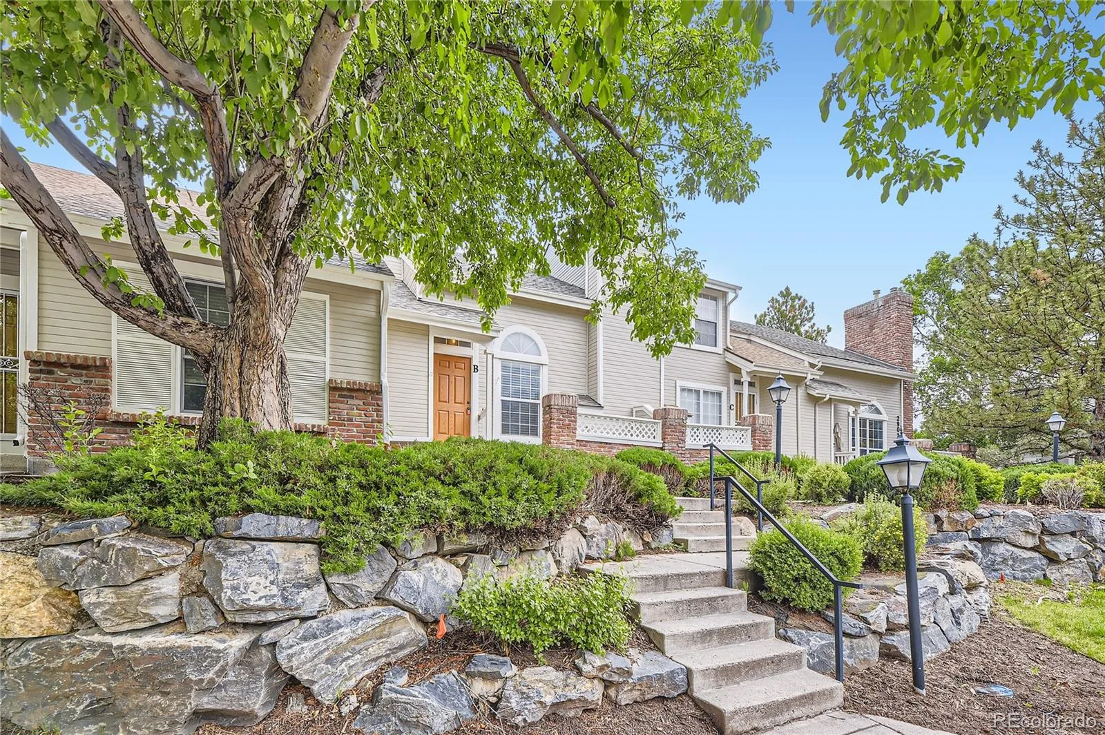 2902 W Long Circle #B Littleton CO 80120 | MLS #REC4026191 07172026201834 1600 24