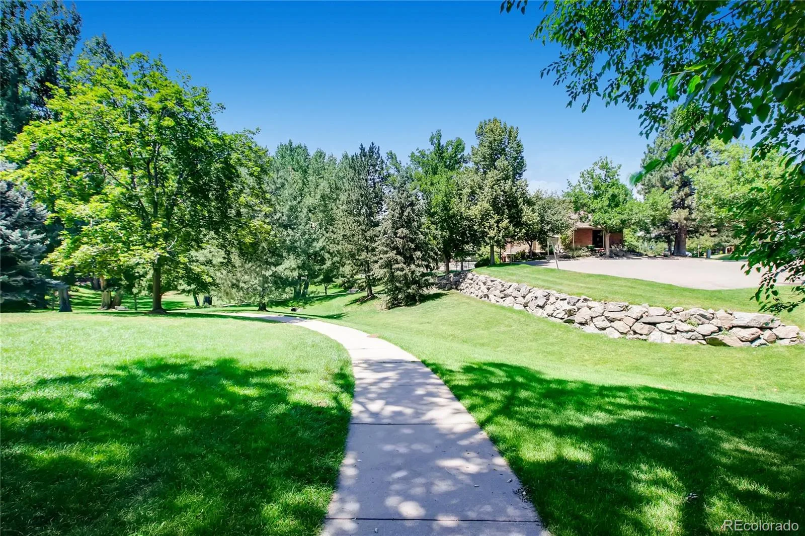 2902 W Long Circle #B Littleton CO 80120 | MLS #REC4026191 07172026201834 1600 31