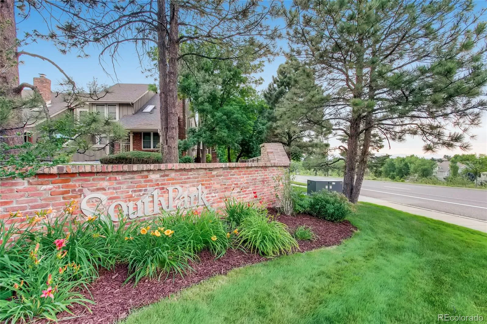 2902 W Long Circle #B Littleton CO 80120 | MLS #REC4026191 07172026201834 1600 38