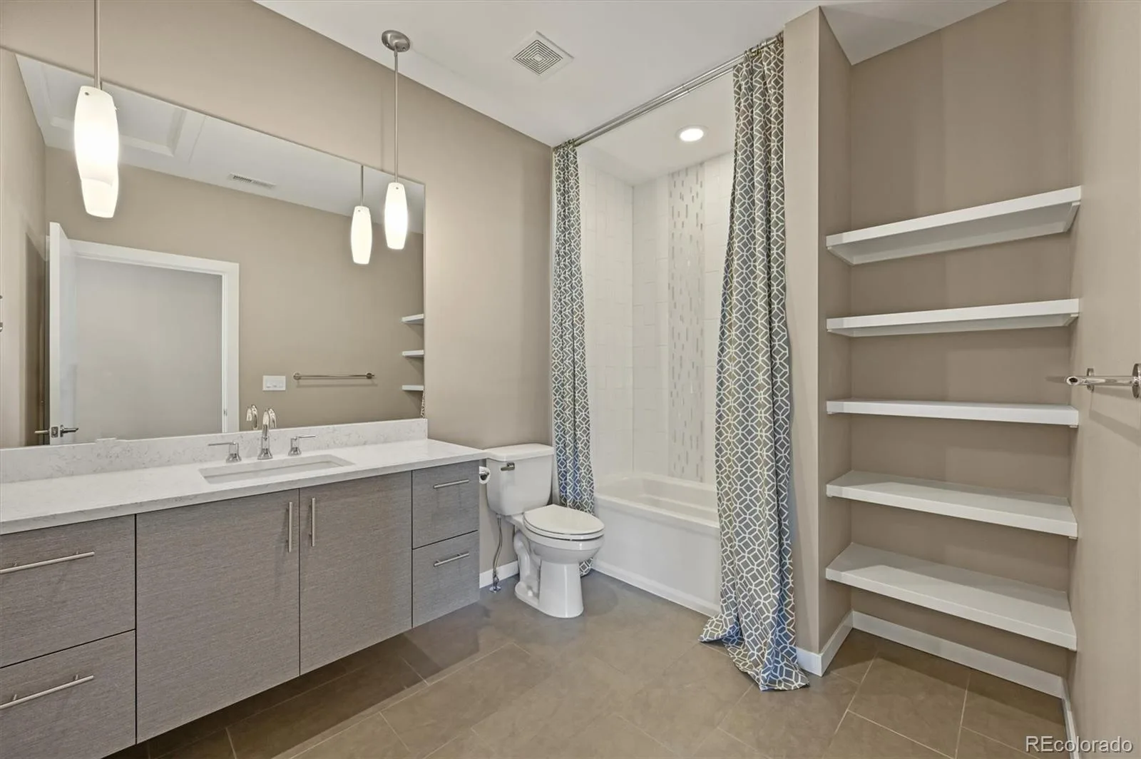28424 Tepees Way Evergreen CO 80439 | MLS #REC4026510 07182026125940 1600 23