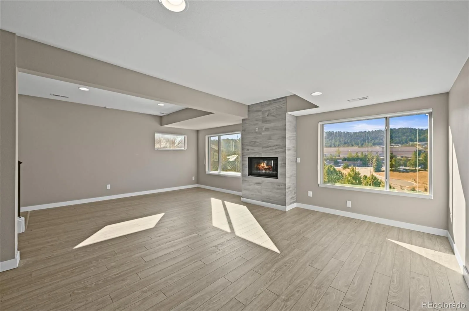28424 Tepees Way Evergreen CO 80439 | MLS #REC4026510 07182026125940 1600 27