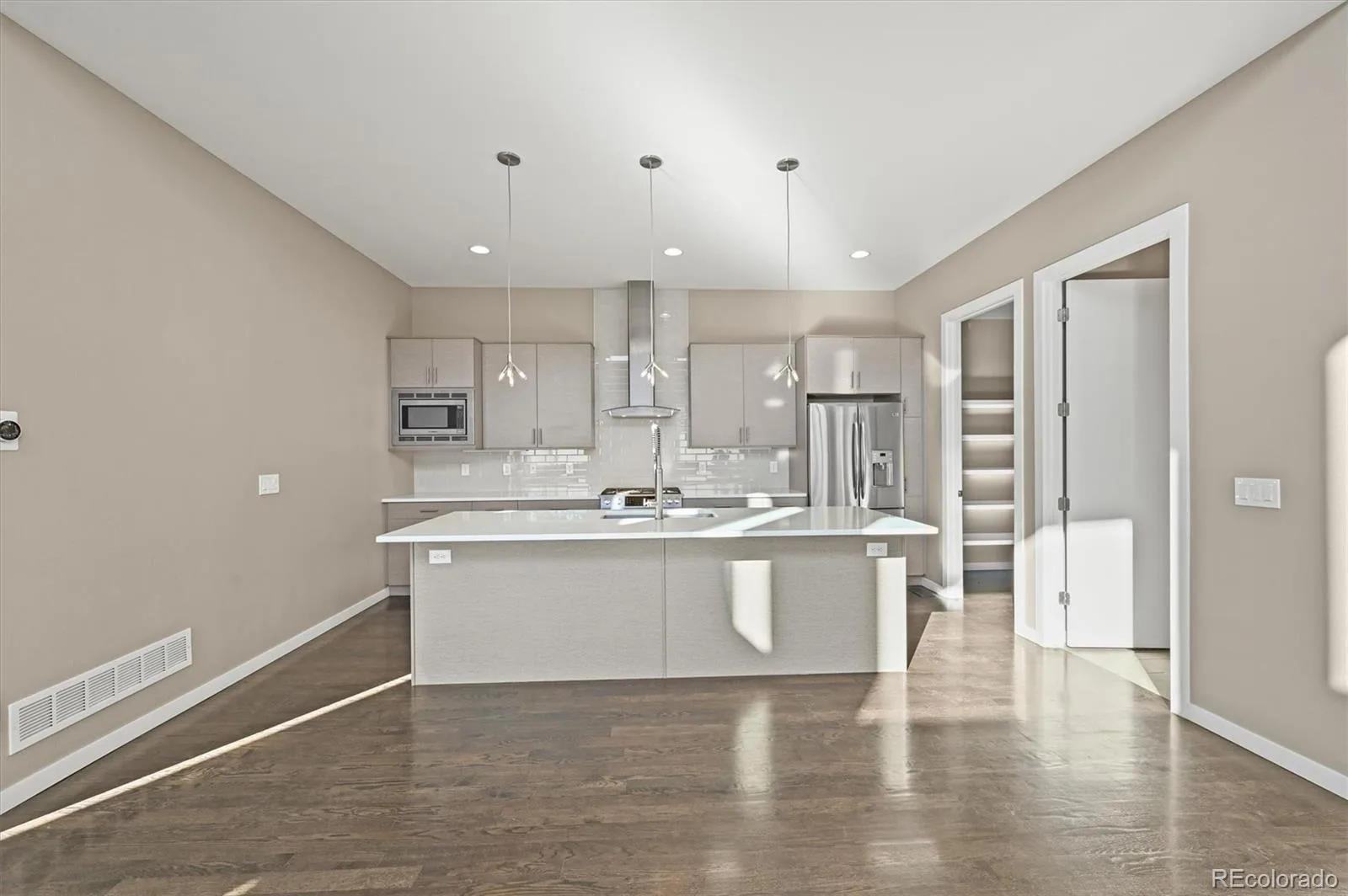 28424 Tepees Way Evergreen CO 80439 | MLS #REC4026510 07182026125940 1600 8