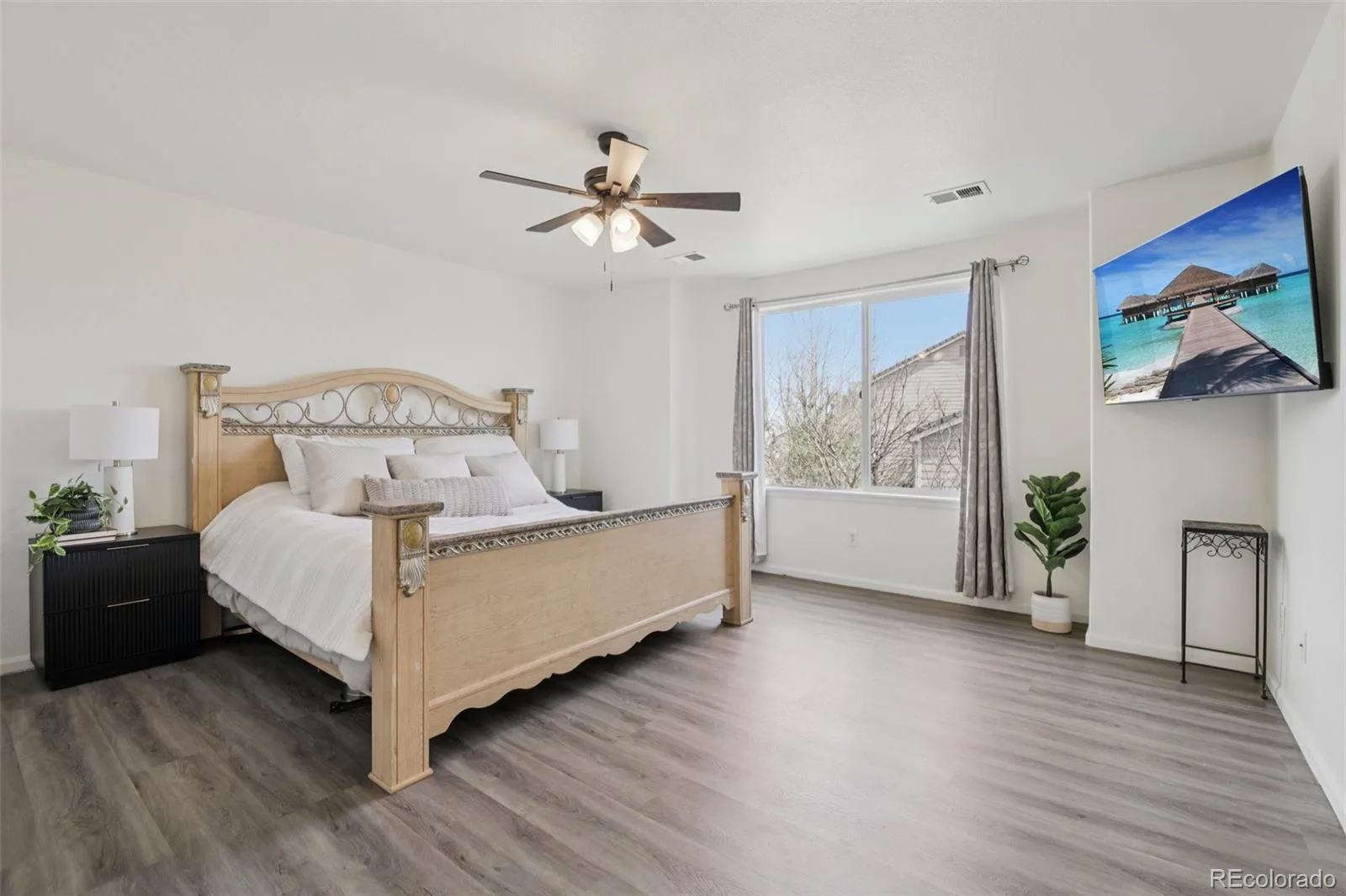 14883 E Maple Place Aurora CO 80012 | MLS #REC4026868 09232026065602 1600 17