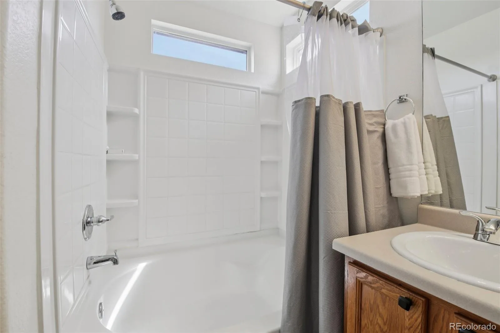 14883 E Maple Place Aurora CO 80012 | MLS #REC4026868 09232026065602 1600 21