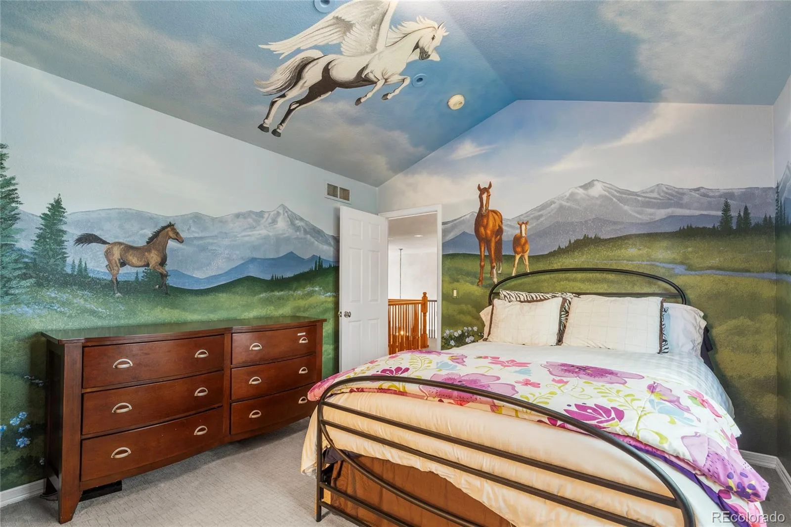 5340 S Race Court Greenwood Village CO 80121 | MLS #REC4027777 07192026212413 1600 33