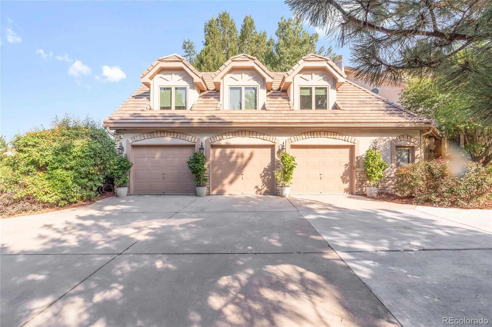 5340 S Race Court Greenwood Village CO 80121 | MLS #REC4027777 07192026212413 1600 5
